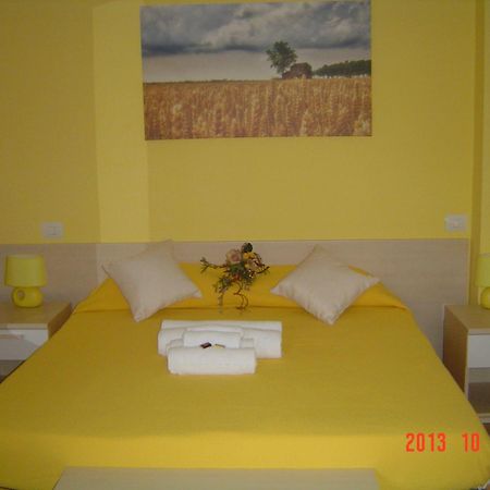 Hotel La Via Del Volano Codigoro Zimmer foto